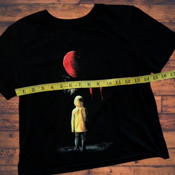 It Pennywise Horror Movie You'll Float Too Women's XS Crop Top - Picture 5 of 6